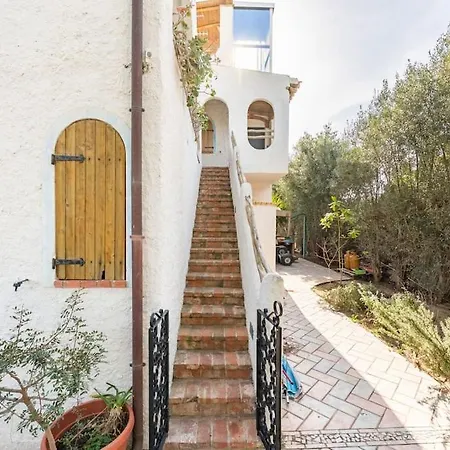 Hibiscus Guest house